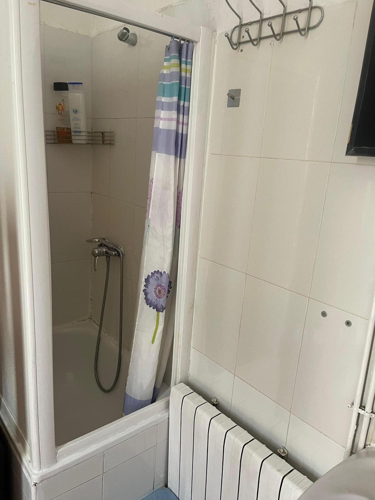 מדריד Hostal Daniel מראה חיצוני תמונה